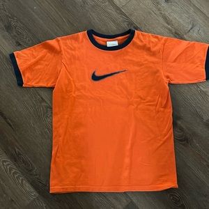 Boys Nike short sleeve tee